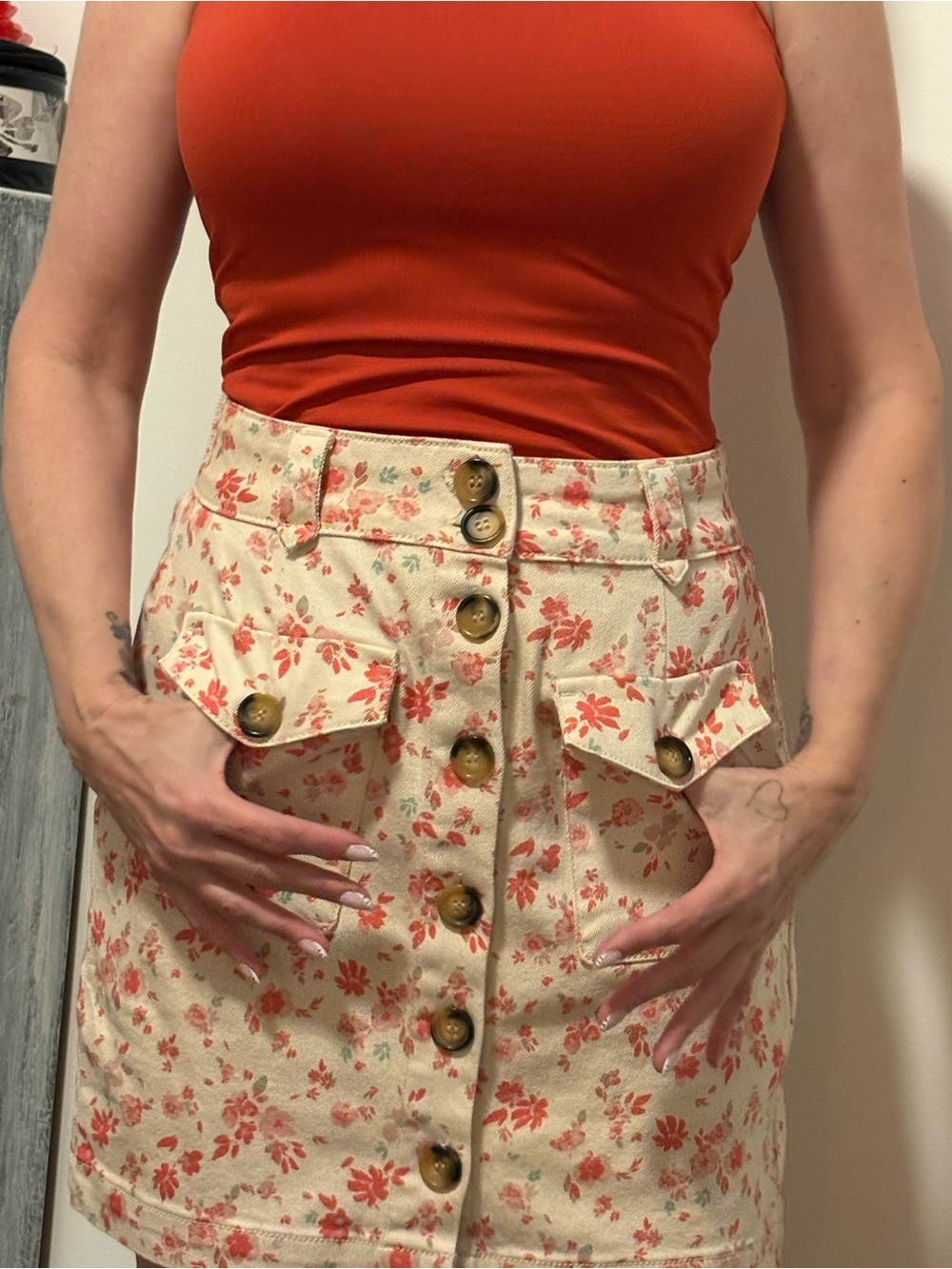 Adorable Floral Button-Front Mini Skirt in Coral on Cream